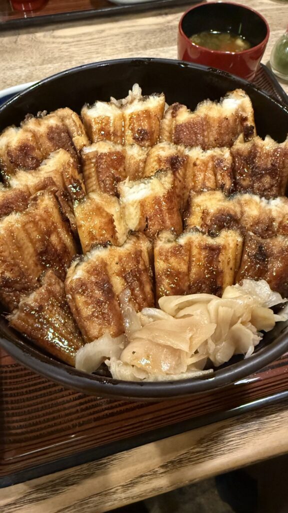 あなごめし うえの 宮島口本店の食事の画像