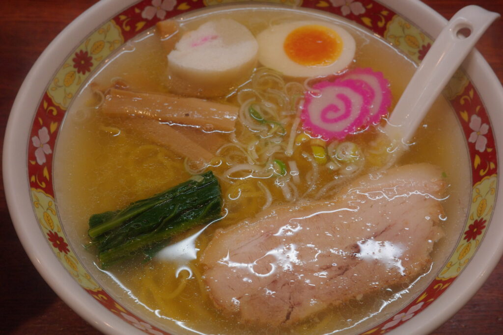 はこだて塩ラーメン しなのの画像