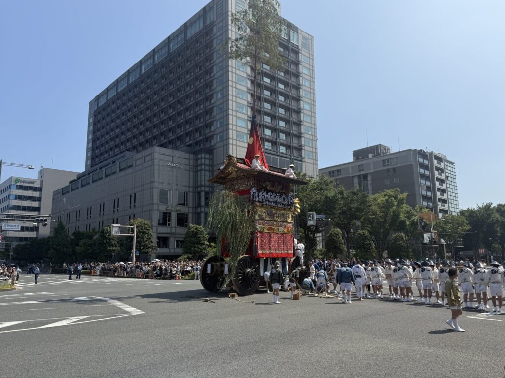山鉾巡行 辻廻し