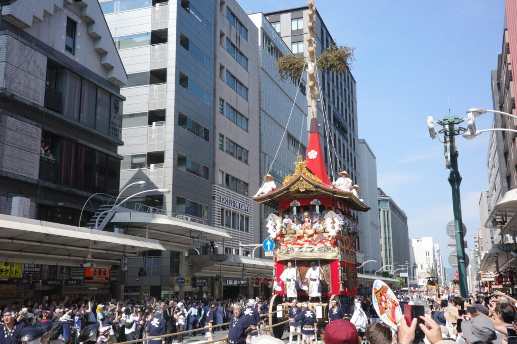 山鉾巡行 長刀鉾
