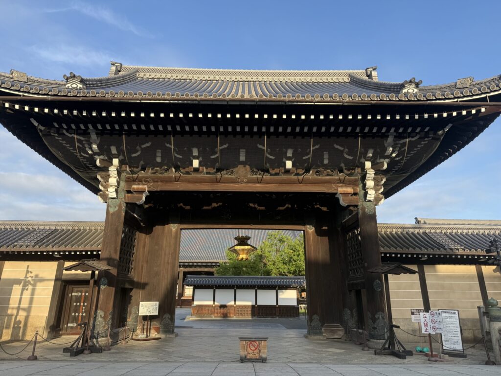 西本願寺 御影堂門