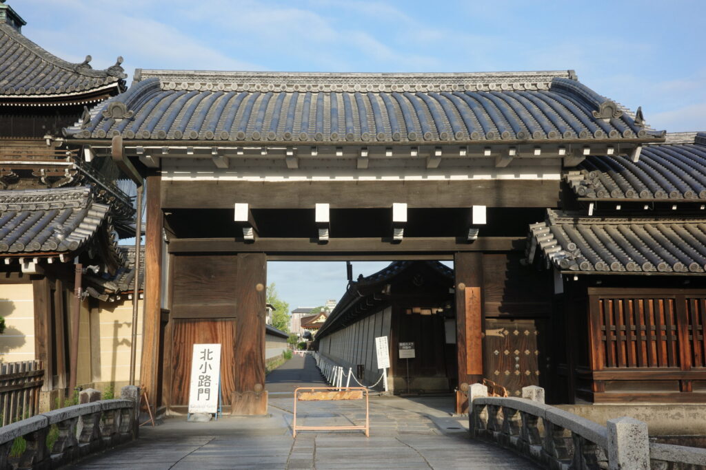 西本願寺 北小路通