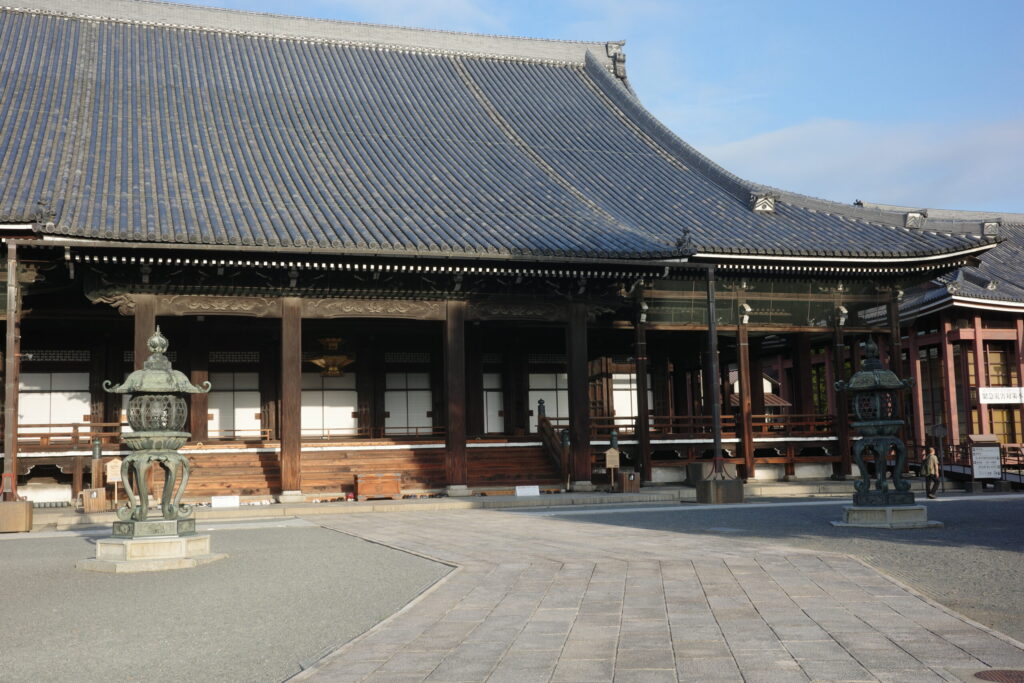 西本願寺 阿弥陀堂