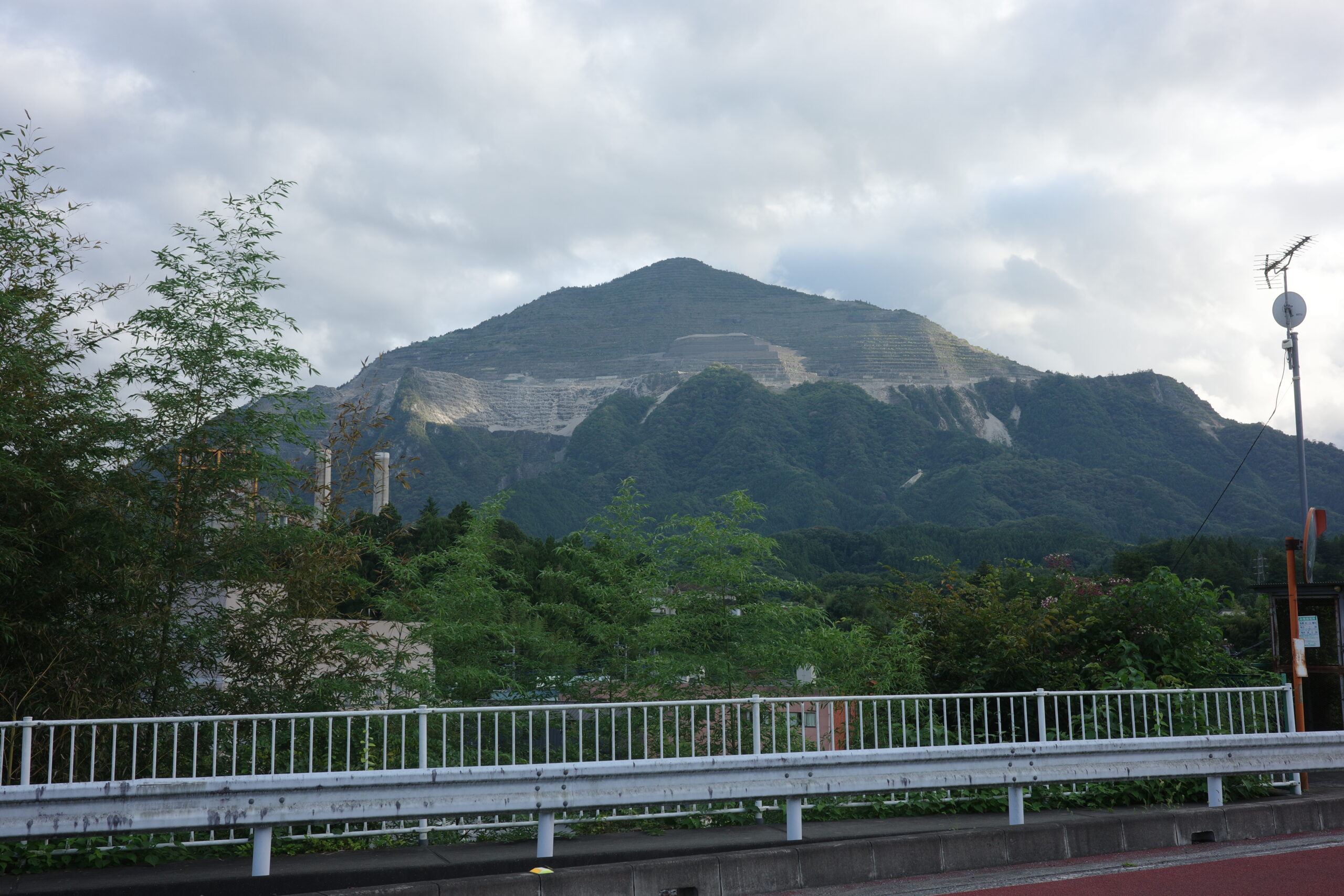 武甲山